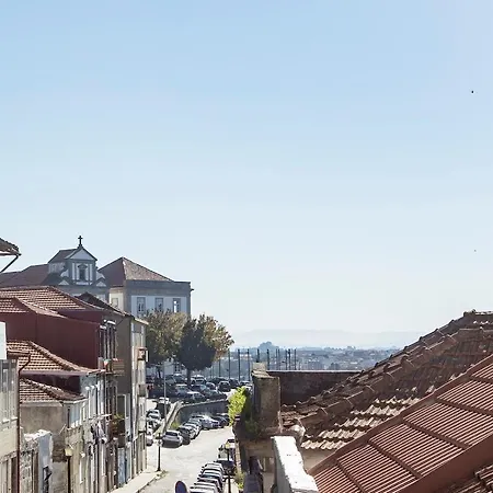 Cosy Flat Near Douro *