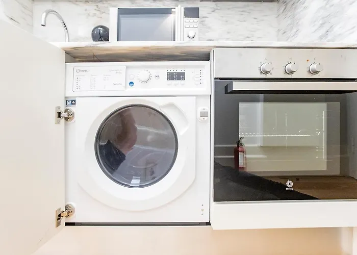 Cosy Flat Near Douro * פורטו