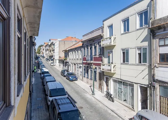 Cosy Flat Near Douro דירה פורטו